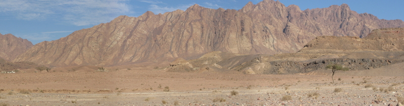 Basement dykes in Panafrican crust, Sinai Peninsula